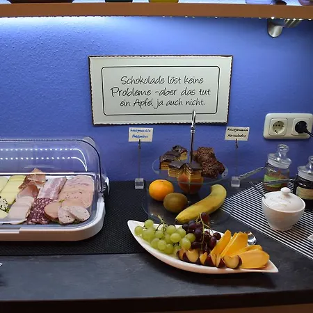 Gaestehaus Sabina- Fruehstueckspension, Bed & Breakfest 3* 바트래드커스스부르크